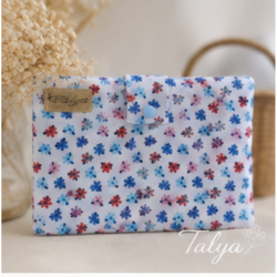 etui-a-livre-fleurs-bleues-tissu-fait-main-talya.jpg