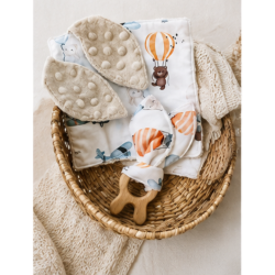 ensemble-cadeau-naissance-bebe-fait-main-panier.jpg