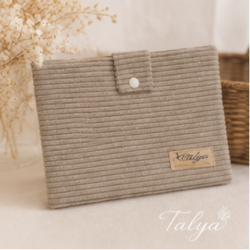 etui-a-livre-velours-beige-fait-main-talya.jpg