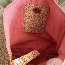 interieur-tote-bag-douceur-rosee.jpg
